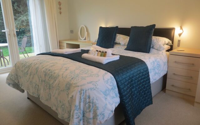 Little Hayman Lodge- Suit Solo Travellers/couple