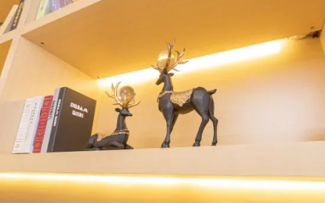 Yuki Yongcheng Hotel (Shanghai Zhoupu Wanda Plaza)