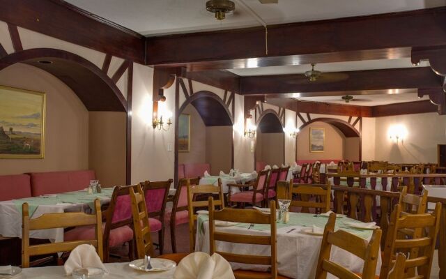 Sundown Country Estate