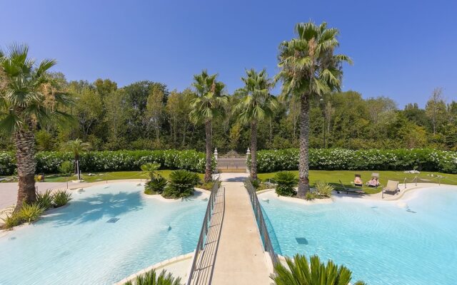 Rivoltella Apt With Pool 600m From Lake