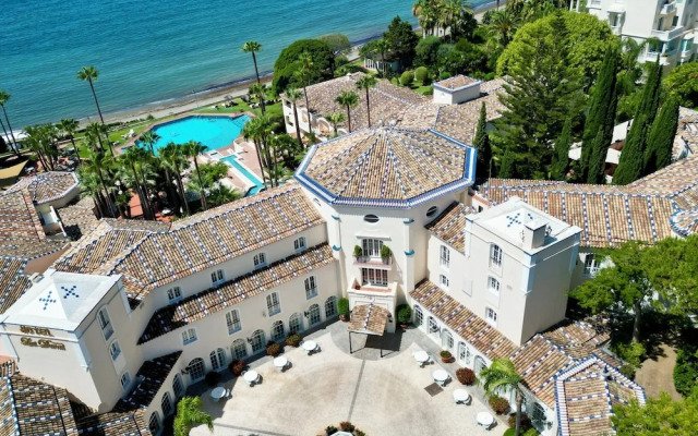 Las Dunas Suites & Apartments