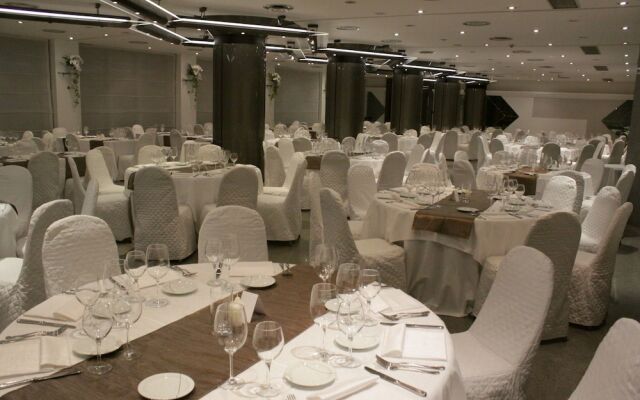 Ariha Hotel