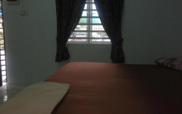 Kamar Musafir MMS