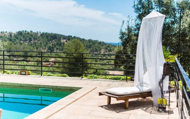 Es Pinar in Alar With 4 Bedrooms and 4 Bathrooms