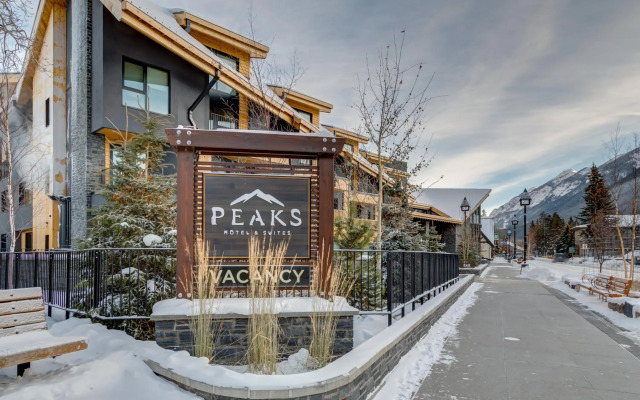 Peaks Hotel and Suites