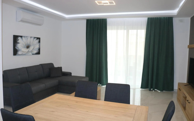 Lovely 1 bedroom apartment close to Marsascala Promenade