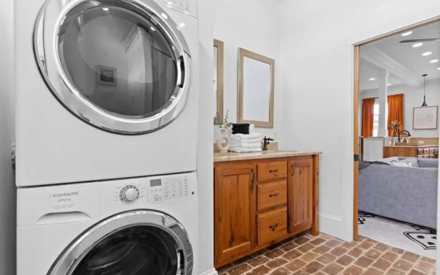 Sophisticated on Salcedo