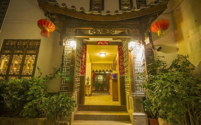 Lijiang Mengli Qianxun Inn