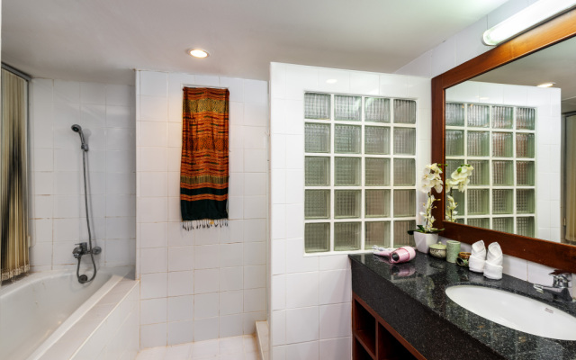 The Sand Beach Apartments