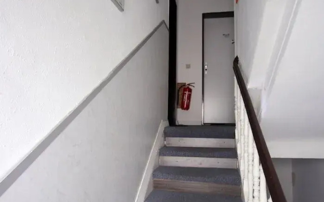 The Penny Pincher Inn - Hostel