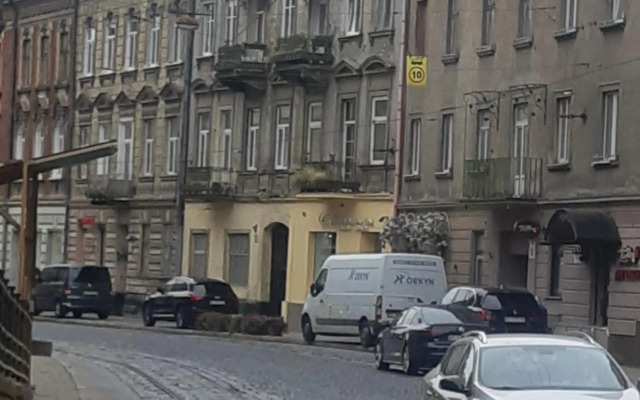 Transfer apartament І.Franka 59