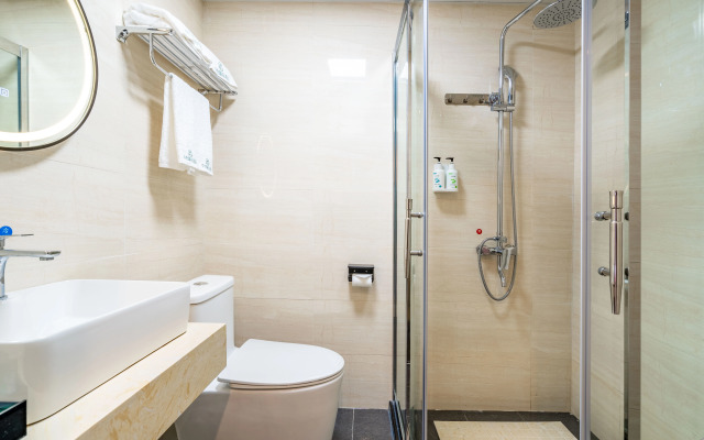 Qianshan Zhongyi Boutique Hotel
