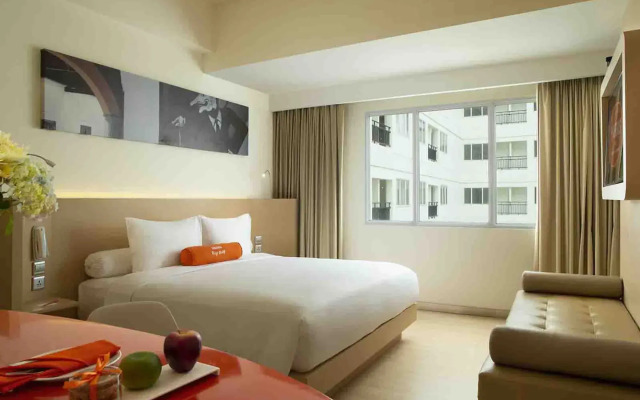HARRIS Hotel Sentraland Semarang
