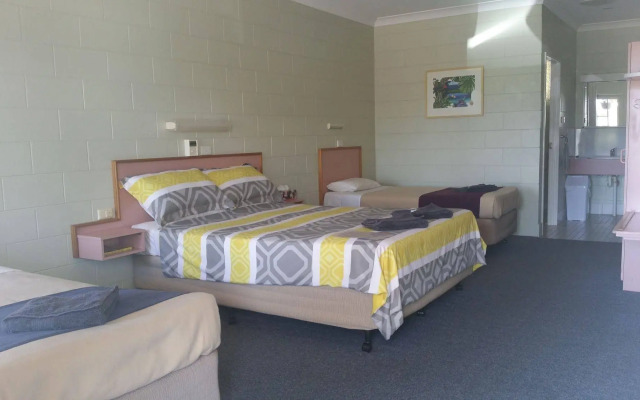 Yungaburra Park Motel