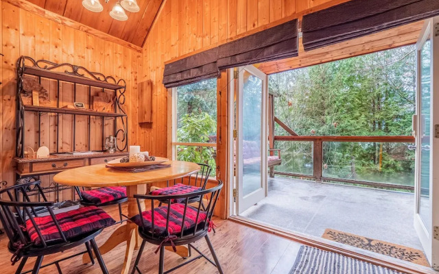 The Tree House Cottage