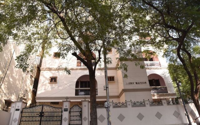 Anjani Mansion Guest House