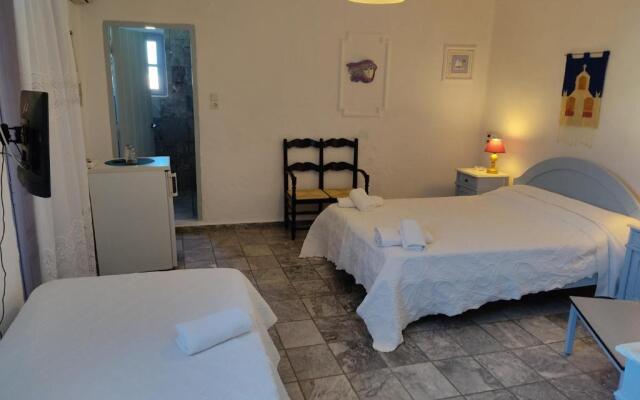 Porto Sikinos Hotel
