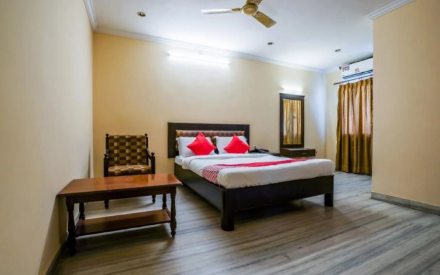 Samrat Presidency by OYO Rooms