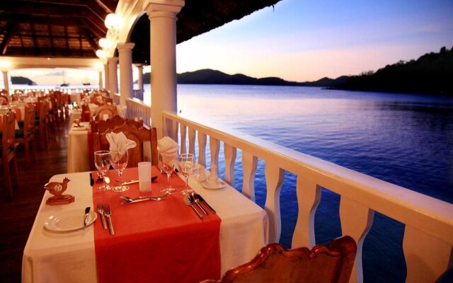 Le Domaine de La Reserve Hotel