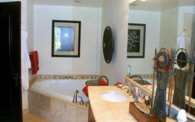 Waipouli Beach Resort D102 by RedAwning