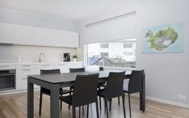 Blue Luxury Apartments