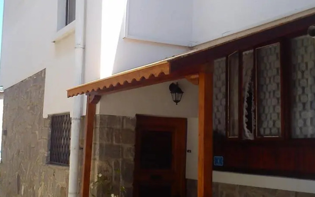 Sotirovi Guest House