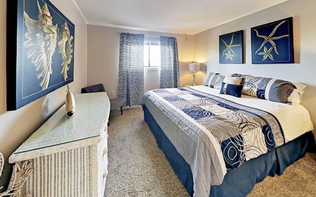 William Hilton #4305 - 2 Br Condo