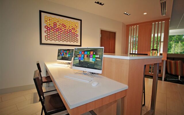 Holiday Inn Express & Suites Ocala by IHG
