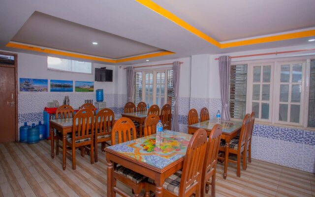 OYO 243 Saypatri Guest House