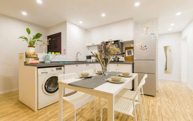 Lazy Apartment - Changyang Road
