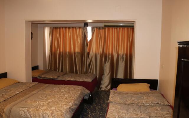Wake Up Cairo Hostel