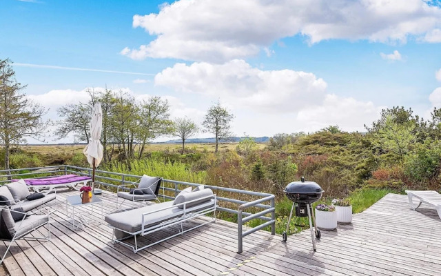 10 Person Holiday Home in Fjerritslev-by Traum