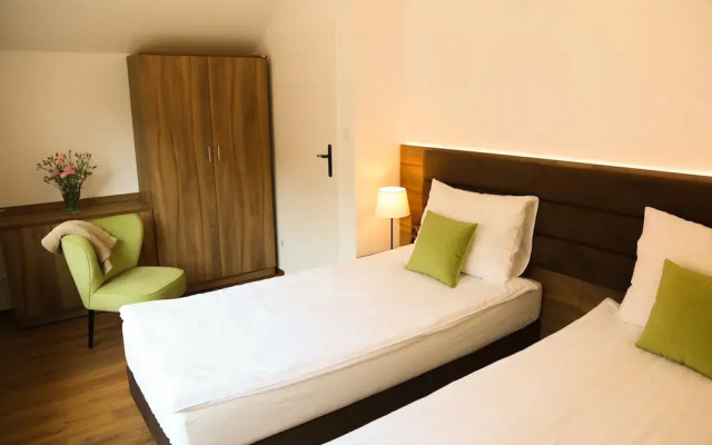 Pelikan Resort