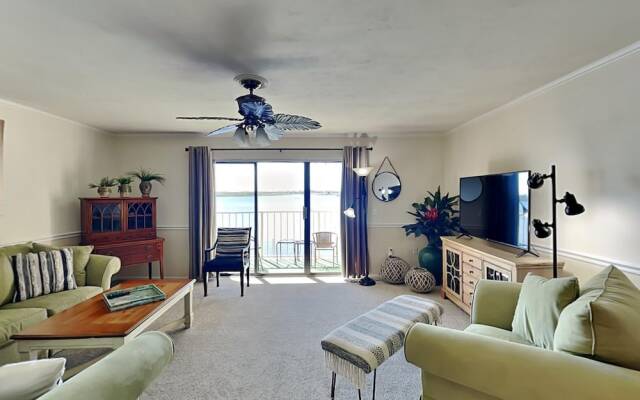 Intercoastal Dreams 201