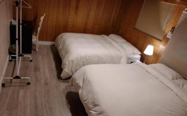 City Gardens Suites B&B