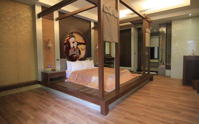 Romantic Code Motel