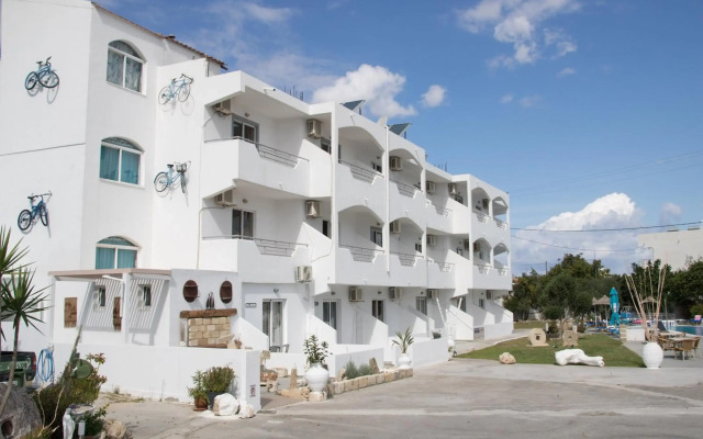 Lisabeth Apartments