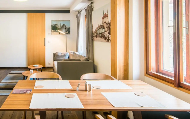 Modern Apartment in a Picturesque 15th-Century Building