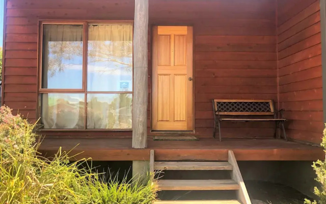 Aarlaur 1- Loft Style Townhouse in Jindabyne