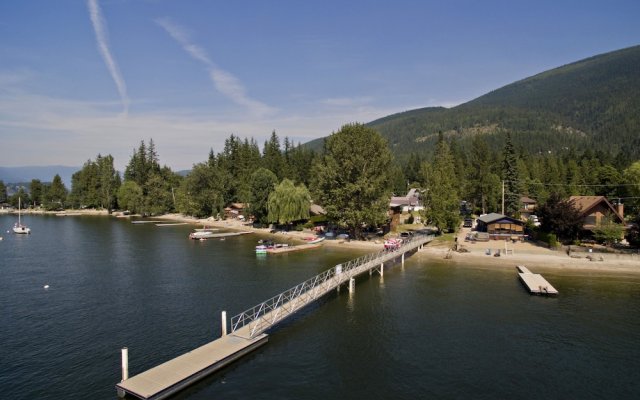 Alpine Village Resort