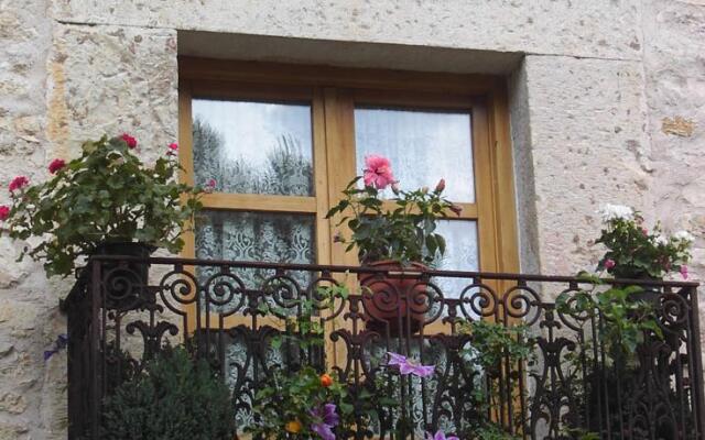 Guest house La Posada de Tamajon