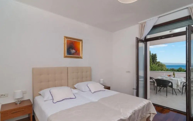 Luxury Rooms near Beach