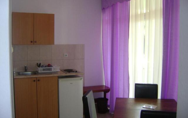 Arabela Apartments