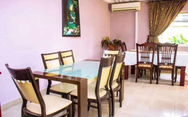 Goldstone Luxury Hotel