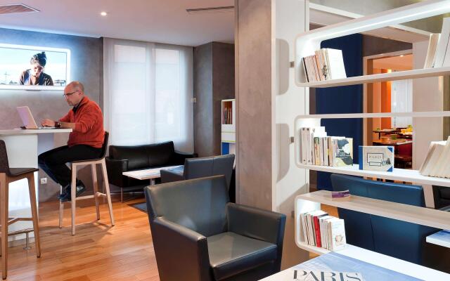 ibis Styles Paris Tolbiac Bibliotheque