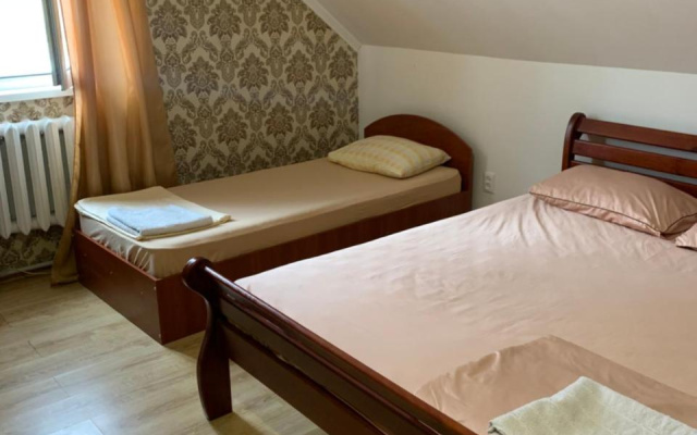 Hotel in Reni