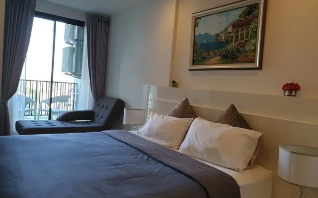 The Astra Luxury Suit condo