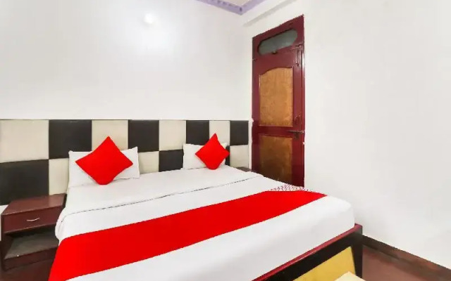 OYO 78194 Hotel Ashirwad
