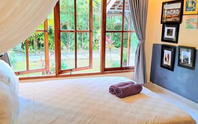 Tropica House 2 minutes from Ubud center