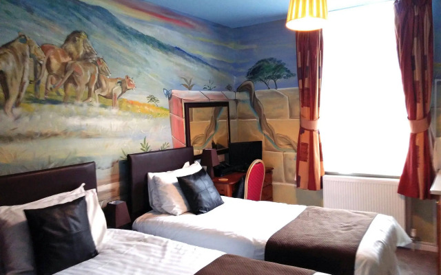 hotelImage